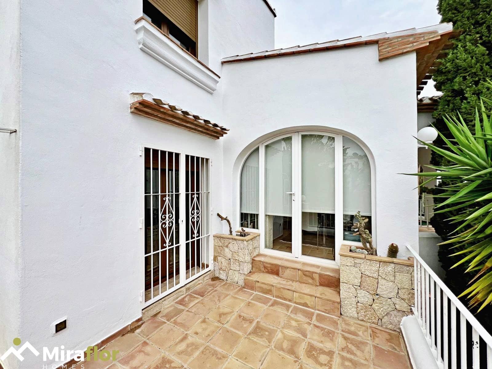 3 soveværelse Villa til salg i Monte Pego med swimmingpool - € 690.000 (Ref: 8343278)