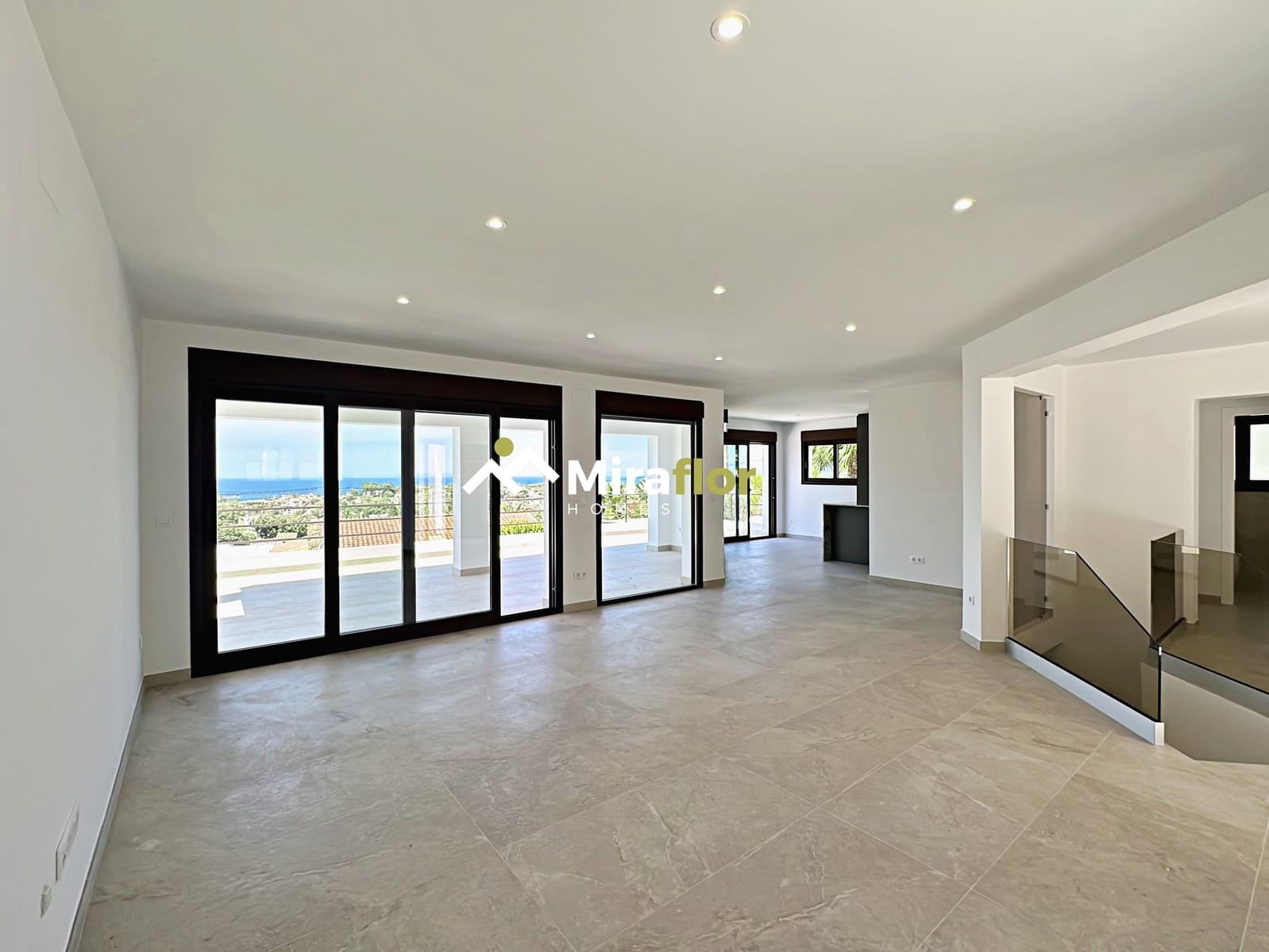 4 sovrum Villa till salu i Denia med pool - 999 000 € (Ref: 8385603)