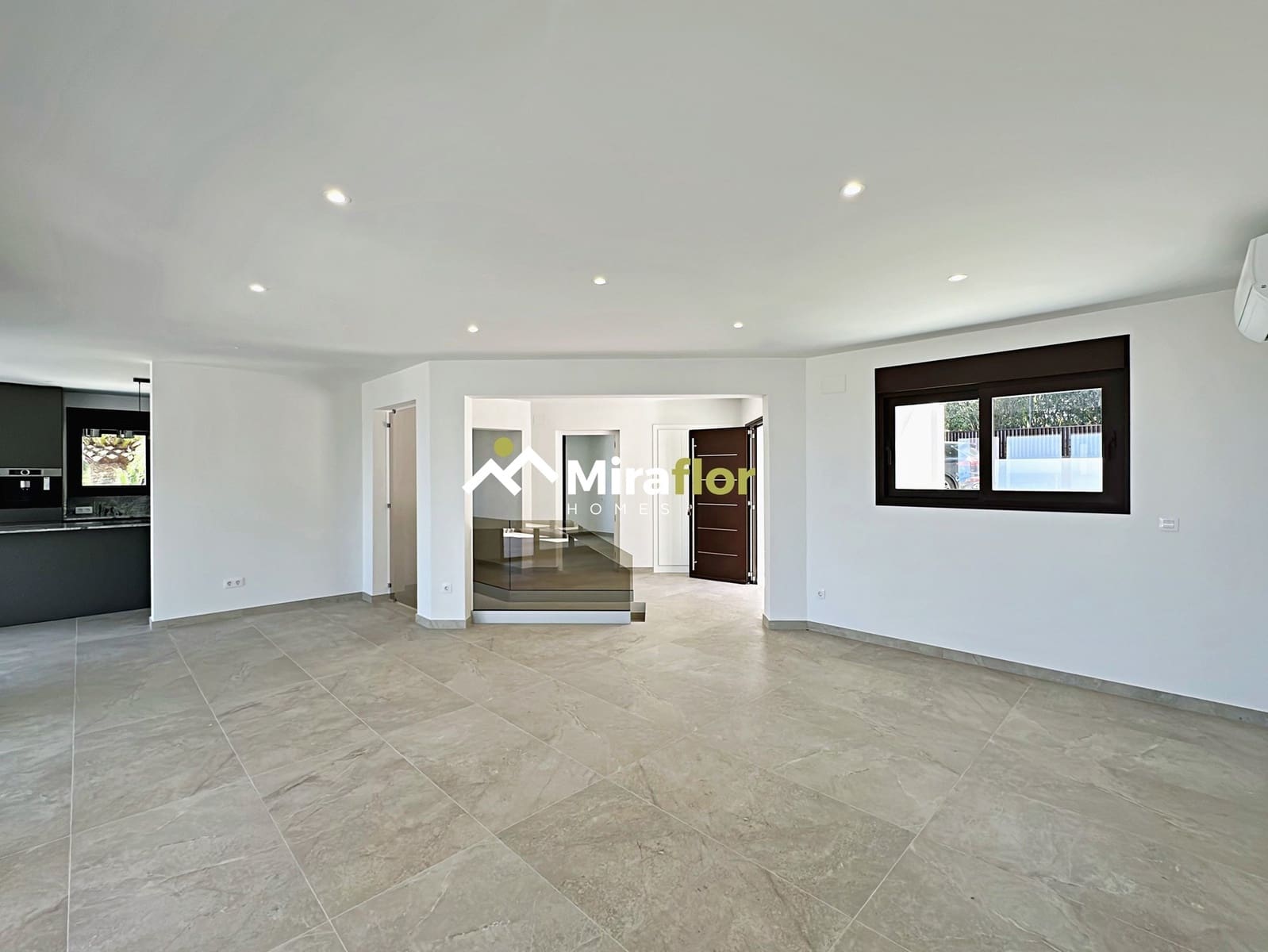 4 sovrum Villa till salu i Denia med pool - 999 000 € (Ref: 8385603)