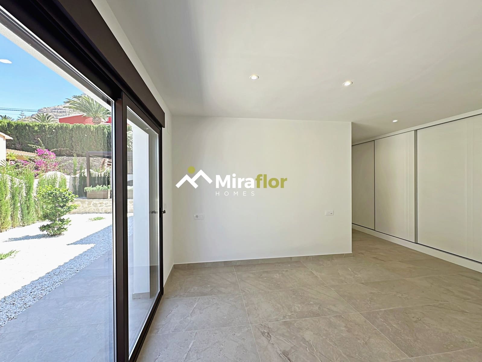 4 sovrum Villa till salu i Denia med pool - 999 000 € (Ref: 8385603)