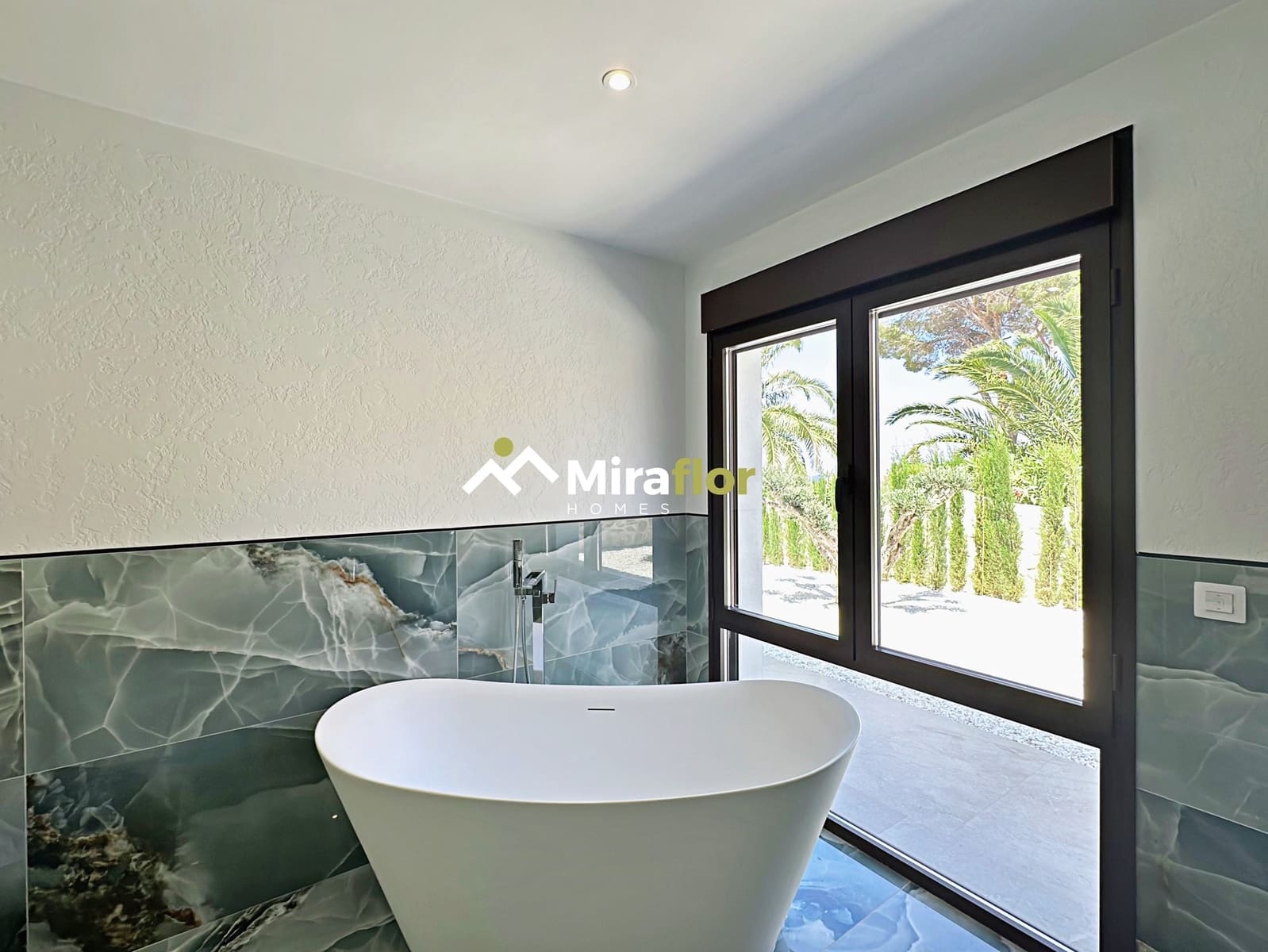 4 sovrum Villa till salu i Denia med pool - 999 000 € (Ref: 8385603)