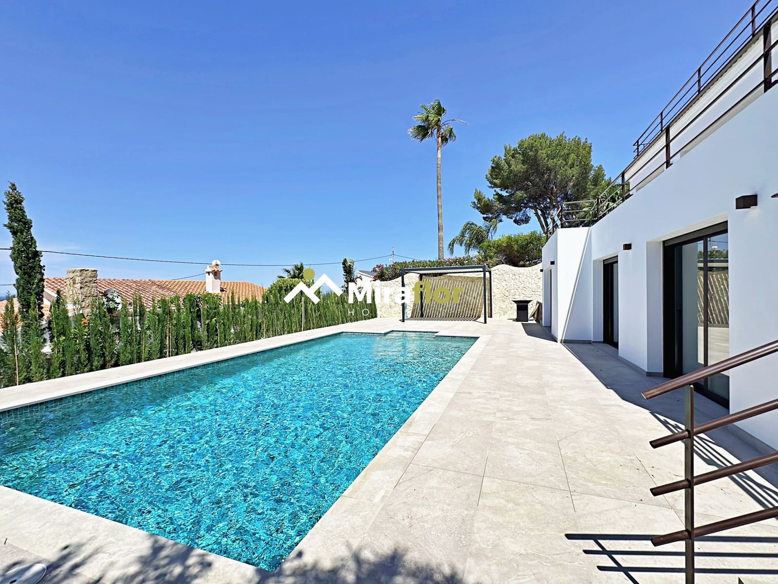 4 sovrum Villa till salu i Denia med pool - 999 000 € (Ref: 8385603)