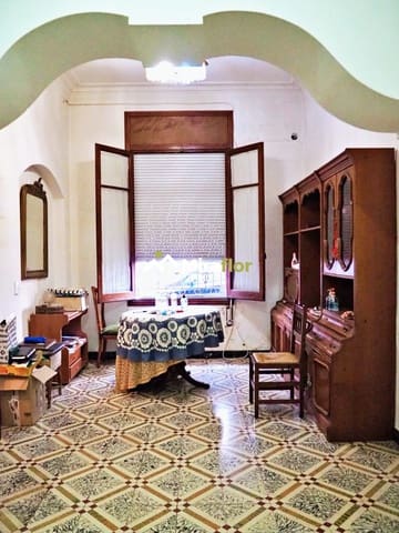 9 bedroom Townhouse for sale in Pedreguer - € 320,000 (Ref: 8576414)