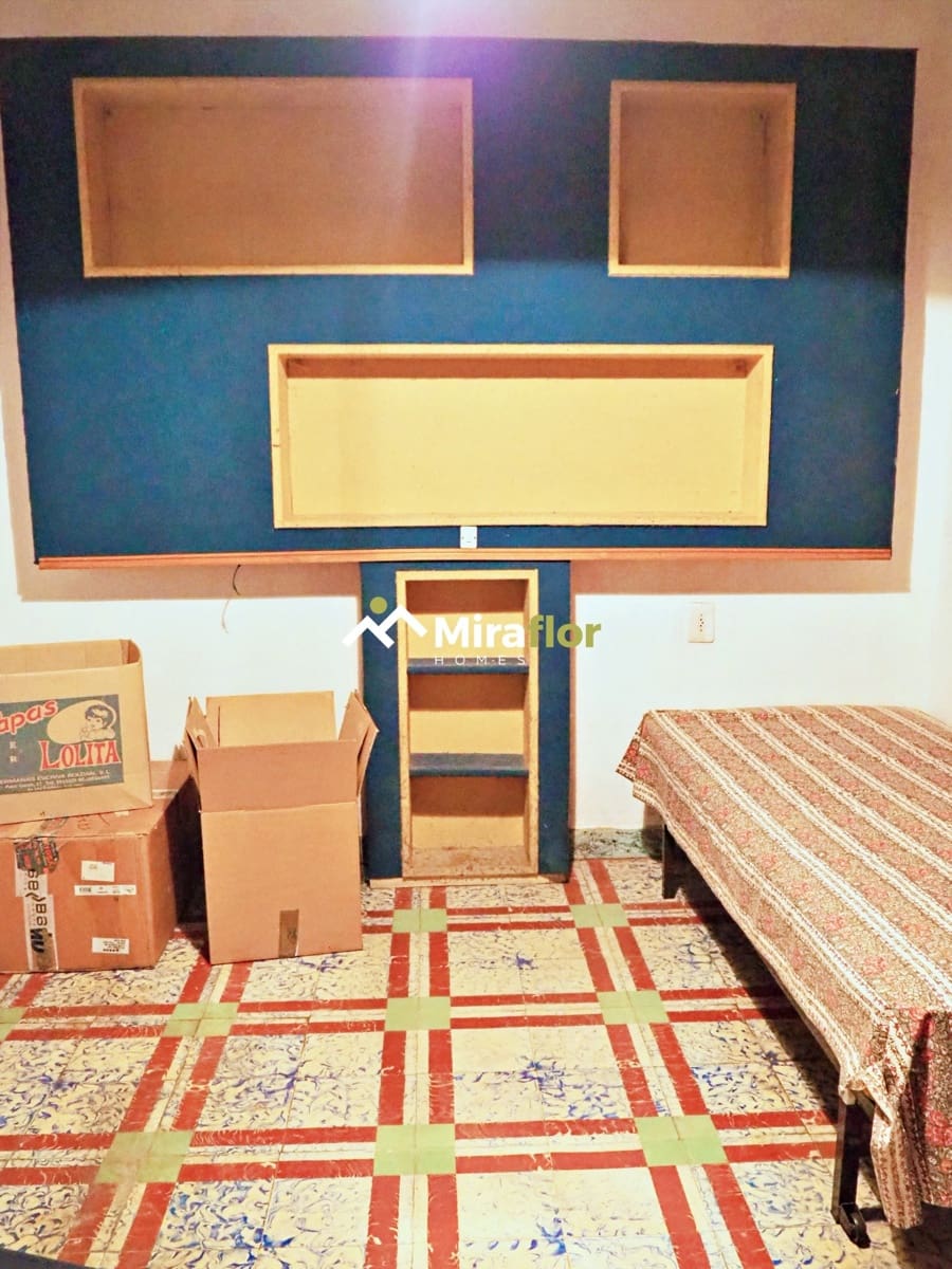 9 bedroom Townhouse for sale in Pedreguer - € 320,000 (Ref: 8576414)