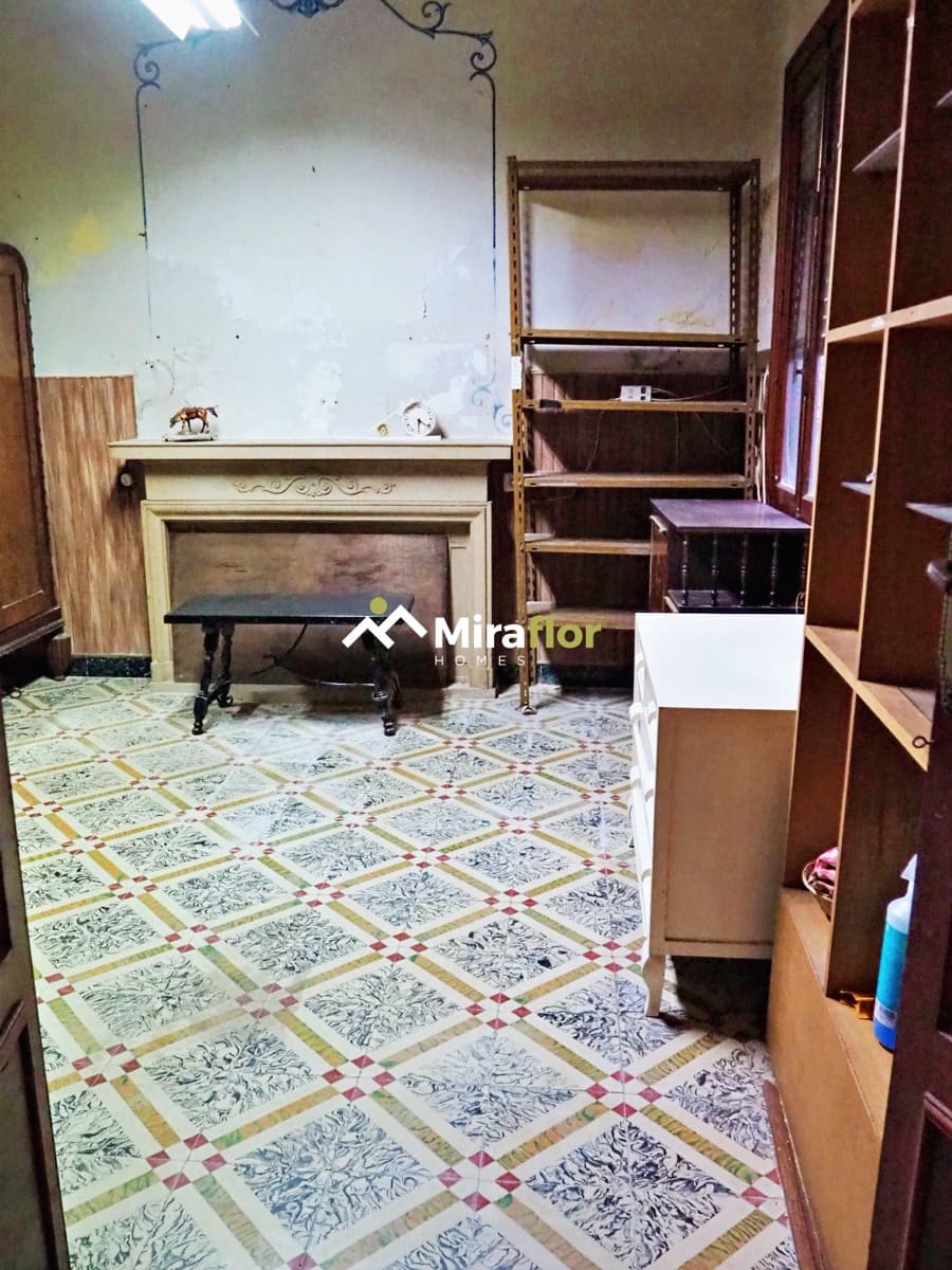 9 bedroom Townhouse for sale in Pedreguer - € 320,000 (Ref: 8576414)