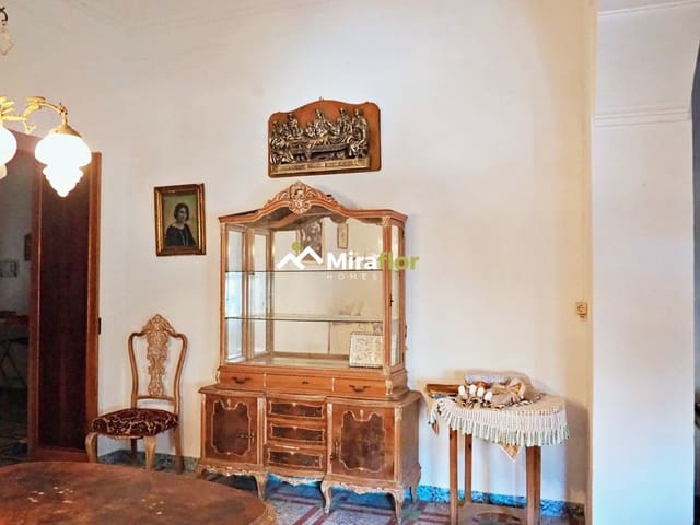 9 bedroom Townhouse for sale in Pedreguer - € 320,000 (Ref: 8576414)