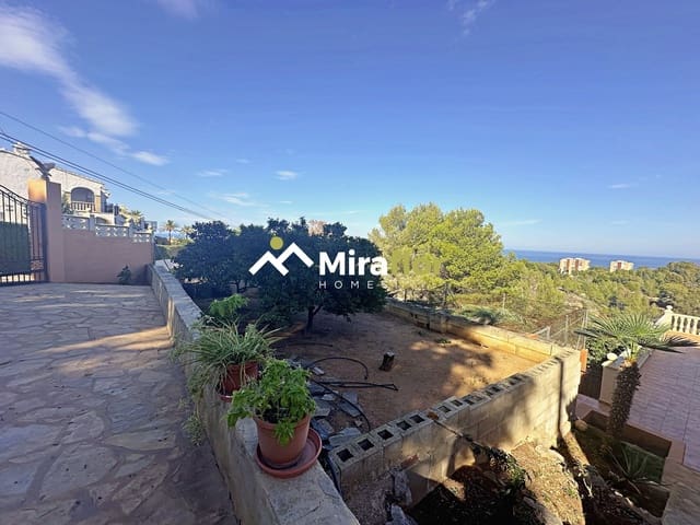 Chalet de 4 habitaciones en Dénia en venta con piscina - 775.000 € (Ref: 8590989)