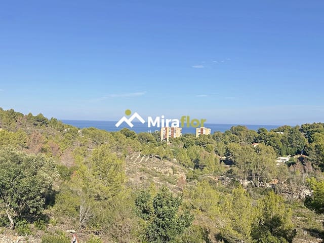 Chalet de 4 habitaciones en Dénia en venta con piscina - 775.000 € (Ref: 8590989)