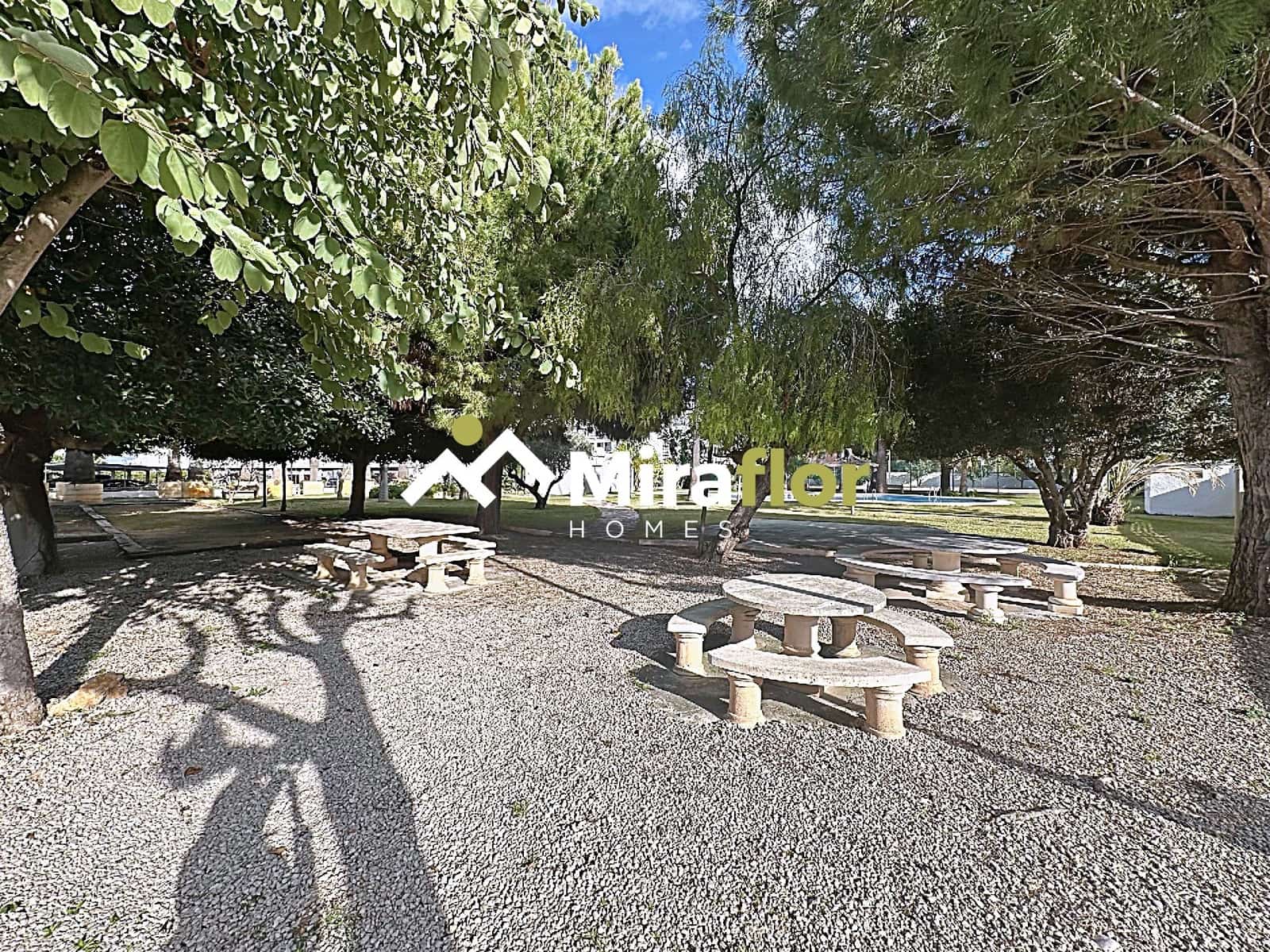 3 bedroom Apartment for sale in Denia with pool - € 189,000 (Ref: 8792415)