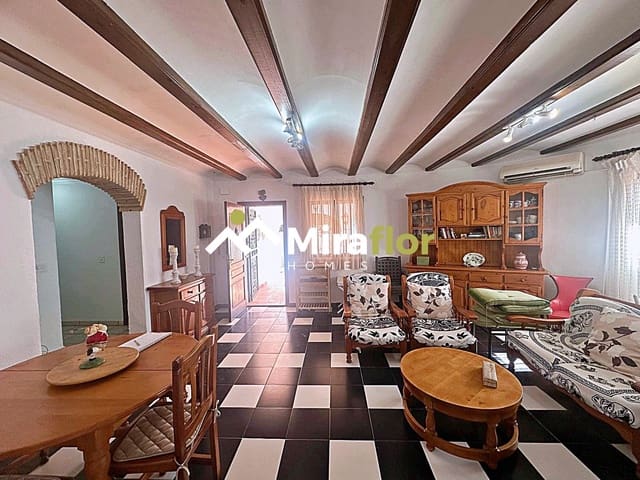 5 bedroom Villa for sale in Dénia with pool - € 598,000 (Ref: 8817485)