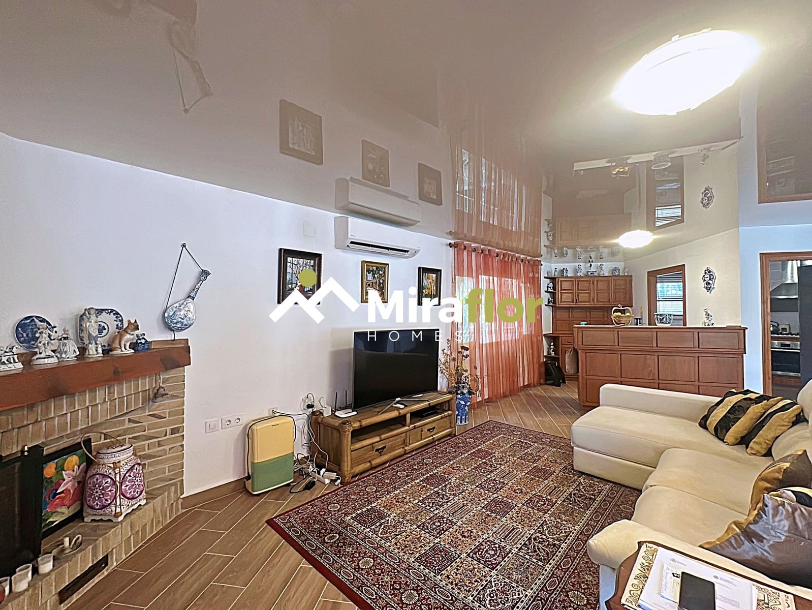 4 bedroom Villa for sale in Denia with pool - € 590,000 (Ref: 8839119)