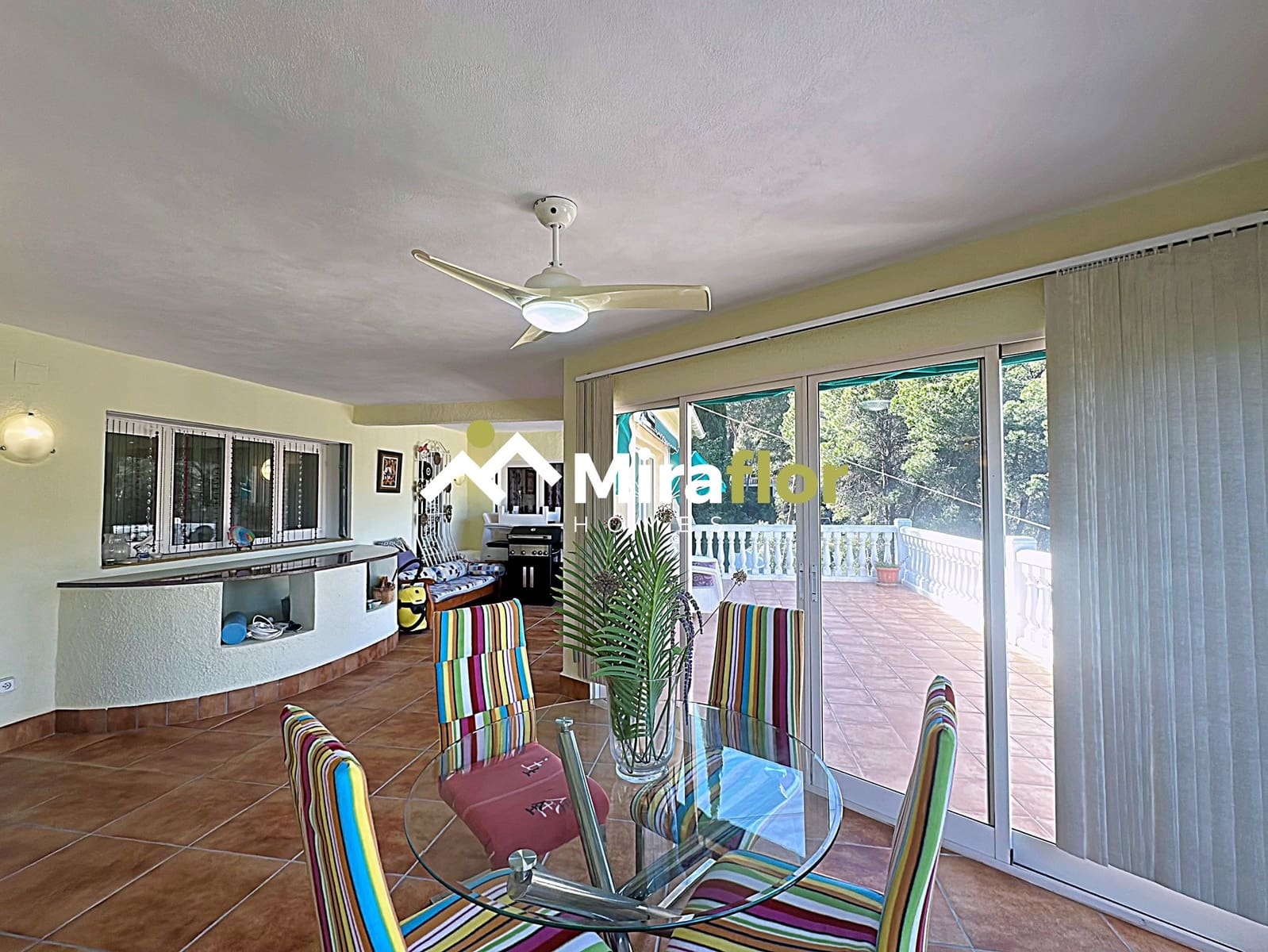 4 bedroom Villa for sale in Denia with pool - € 590,000 (Ref: 8839119)