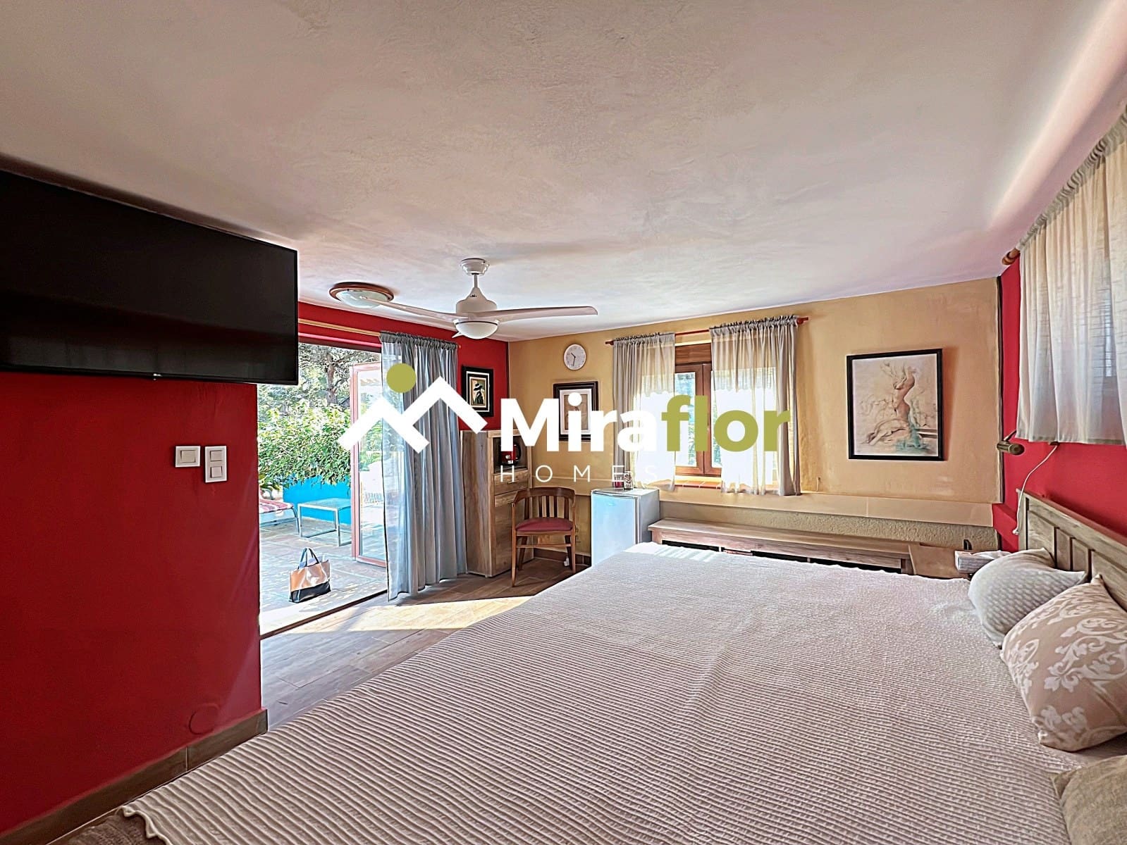 4 Zimmer Villa zu verkaufen in Denia mit Pool - 619.000 € (Ref: 8867491)