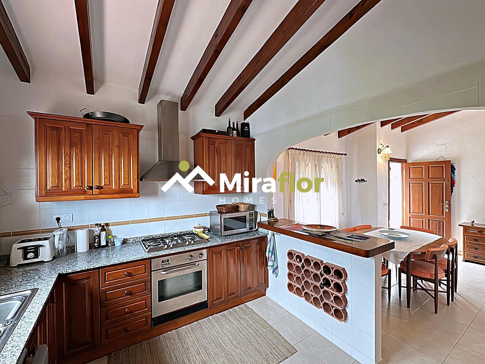 4 soveværelse Villa til salg i Monte Pego med swimmingpool - € 495.000 (Ref: 8937281)