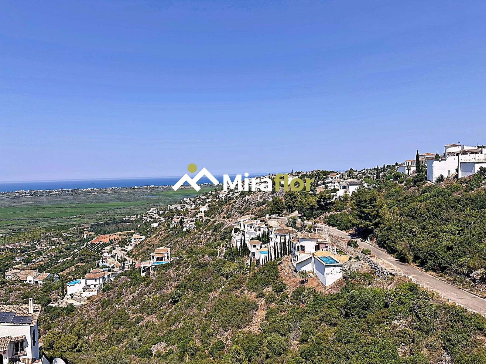 4 soveværelse Villa til salg i Monte Pego med swimmingpool - € 495.000 (Ref: 8937281)