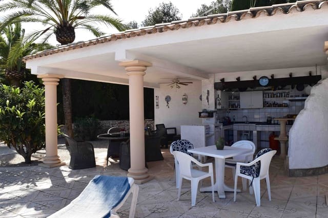 3 soveværelse Finca/Landehus til salg i Dénia med swimmingpool - € 750.000 (Ref: 9003508)