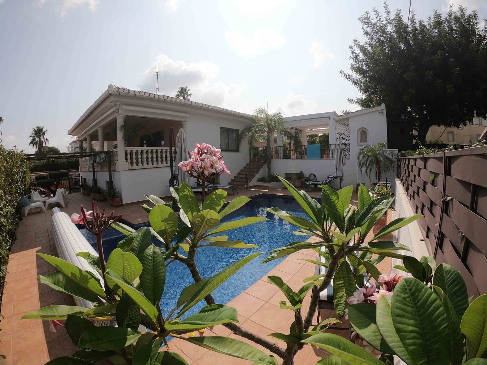 7 bedroom Villa for sale in Denia with pool - € 790,000 (Ref: 9005818)