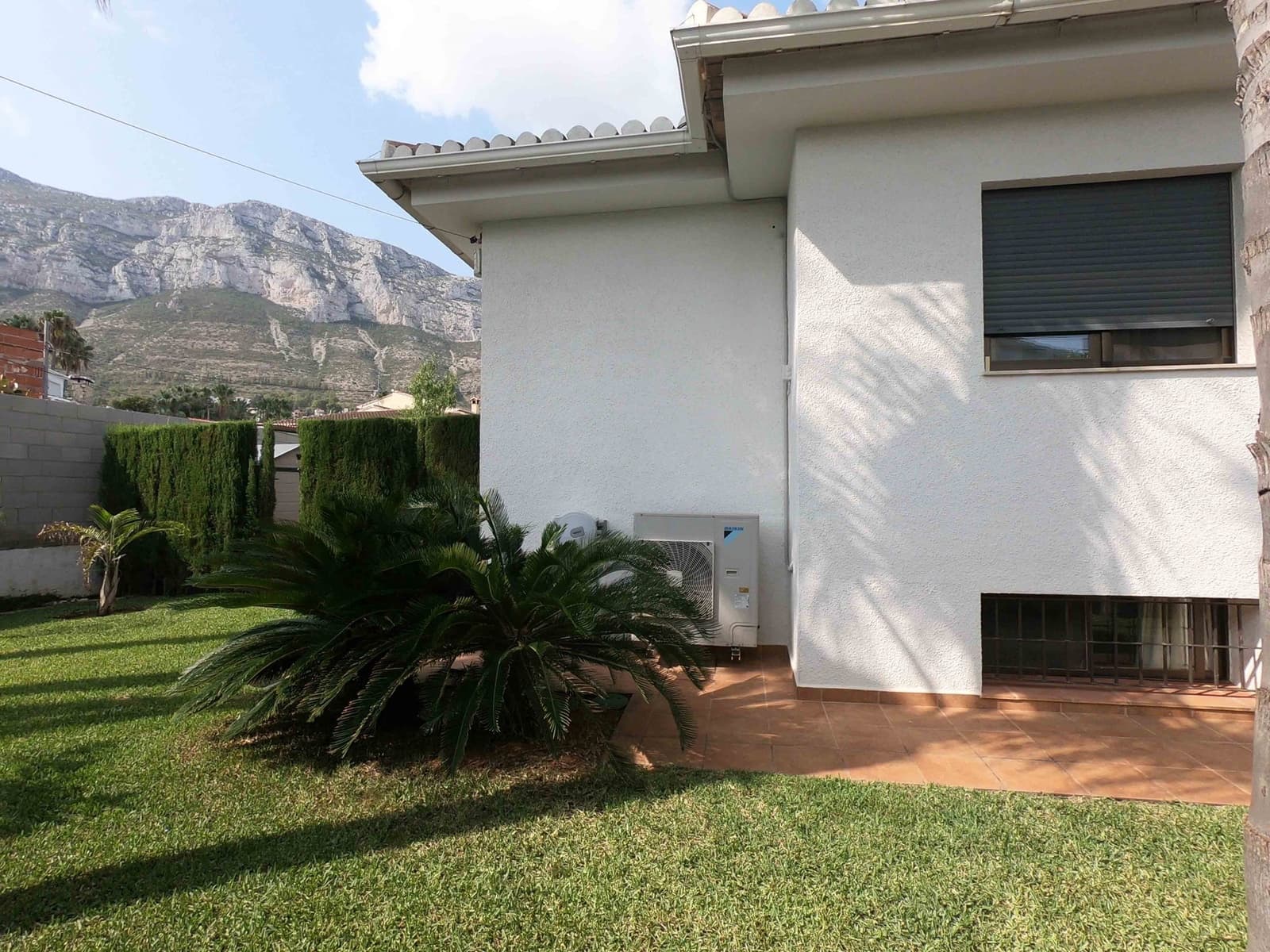 7 bedroom Villa for sale in Denia with pool - € 790,000 (Ref: 9005818)