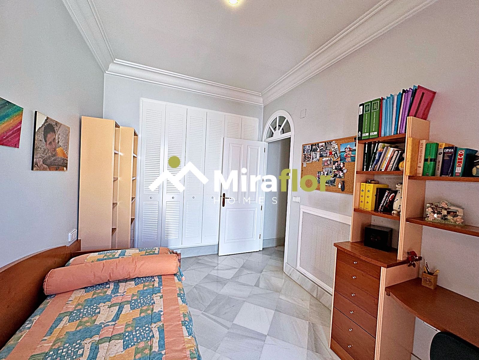 3 bedroom Townhouse for sale in Ondara - € 680,000 (Ref: 9017430)