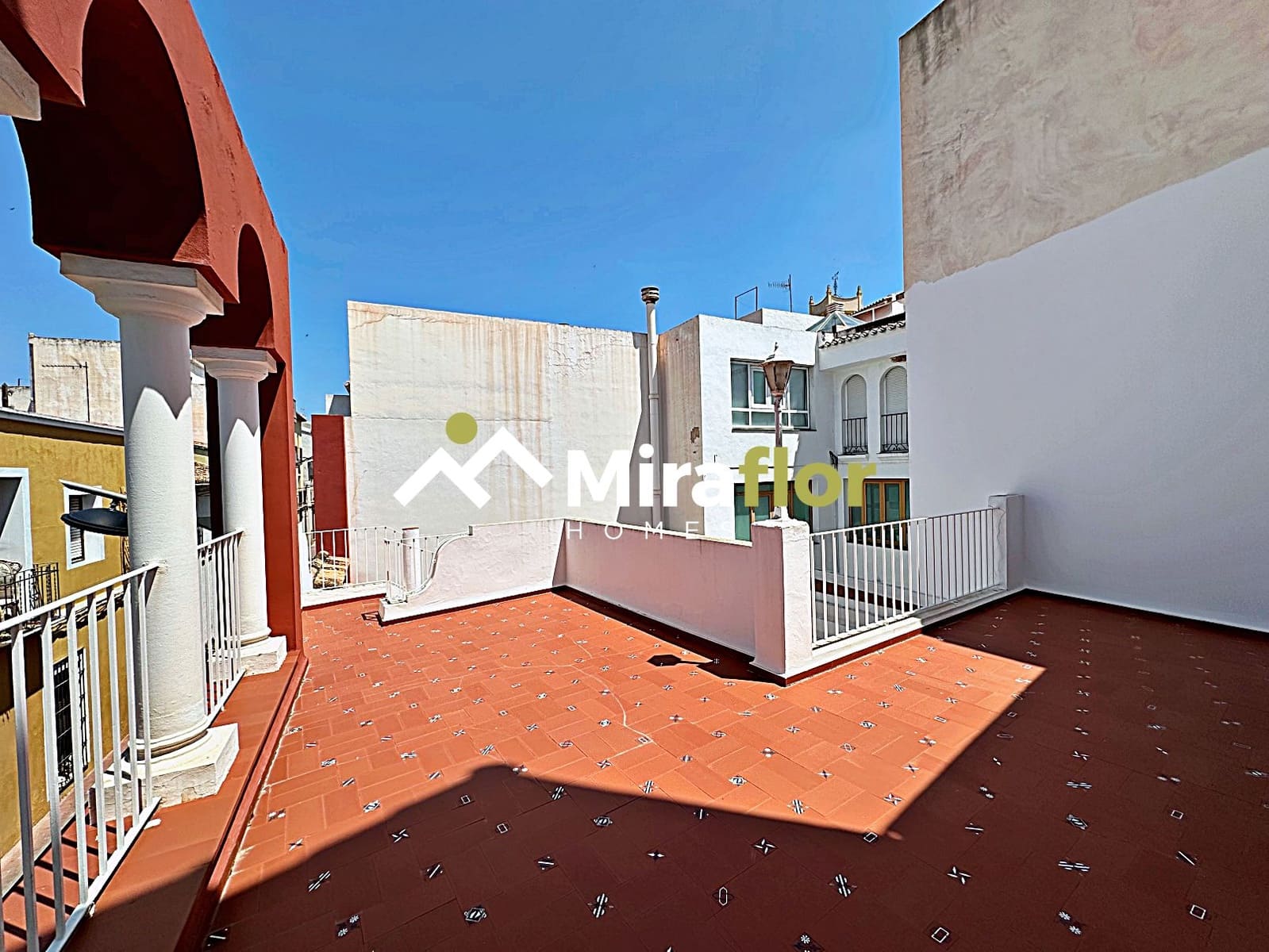 3 bedroom Townhouse for sale in Ondara - € 680,000 (Ref: 9017430)