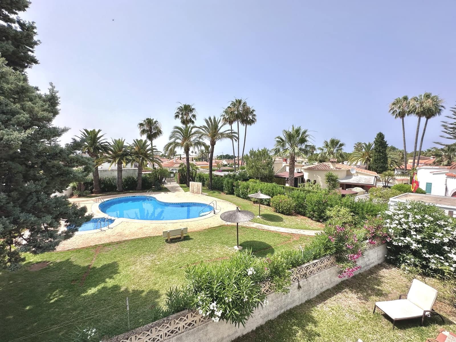 2 soveværelse Villa til salg i Els Poblets med swimmingpool - € 295.000 (Ref: 9048674)