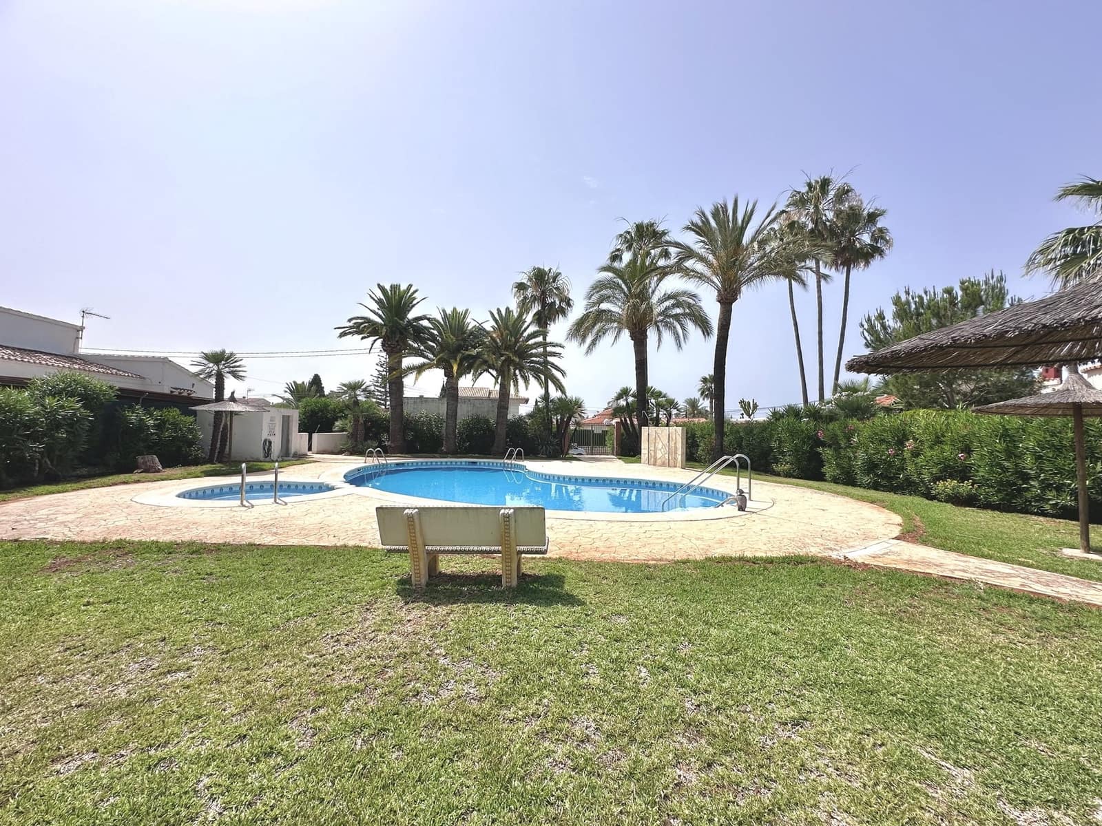 2 soveværelse Villa til salg i Els Poblets med swimmingpool - € 295.000 (Ref: 9048674)