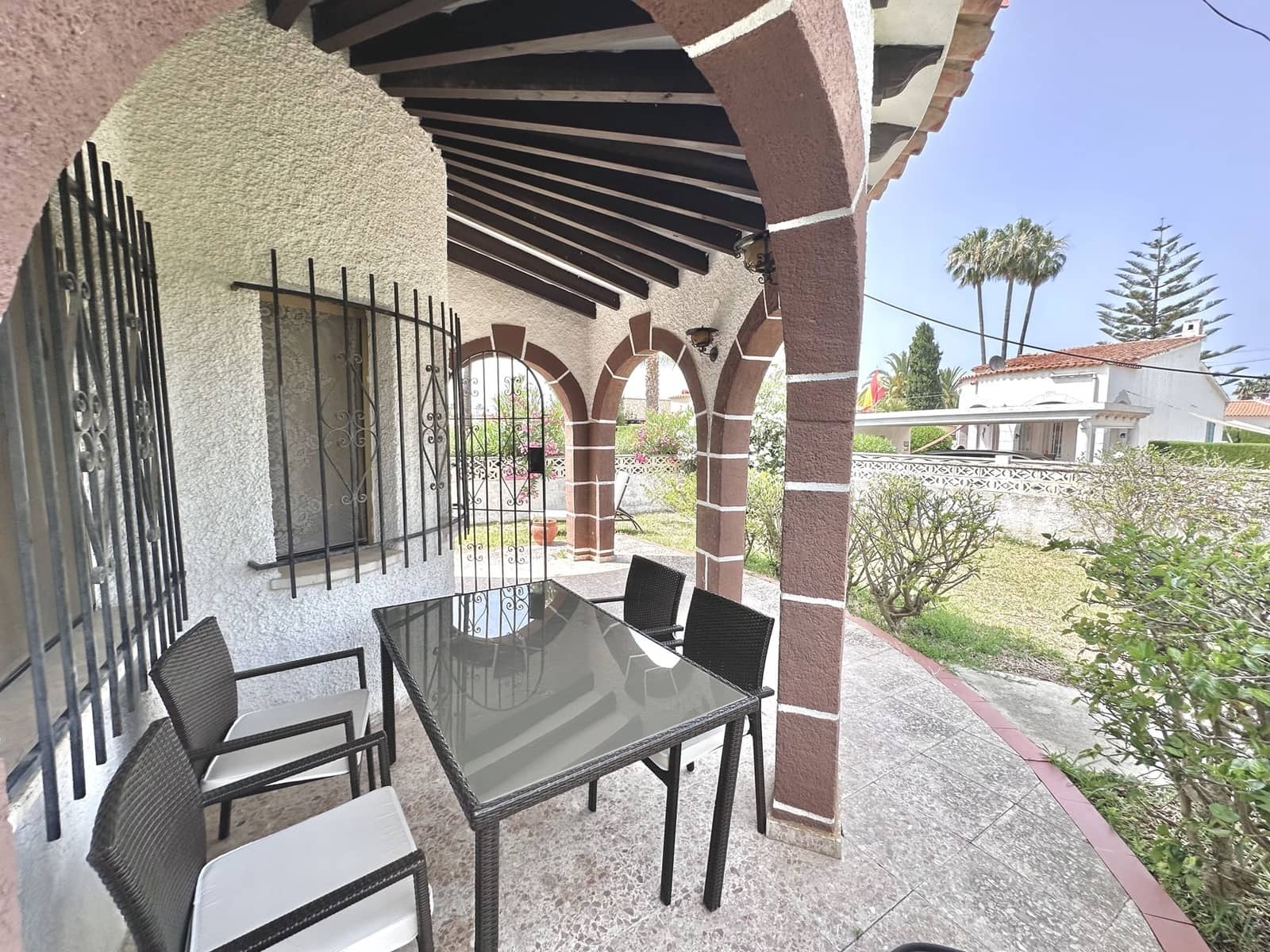 2 soveværelse Villa til salg i Els Poblets med swimmingpool - € 295.000 (Ref: 9048674)