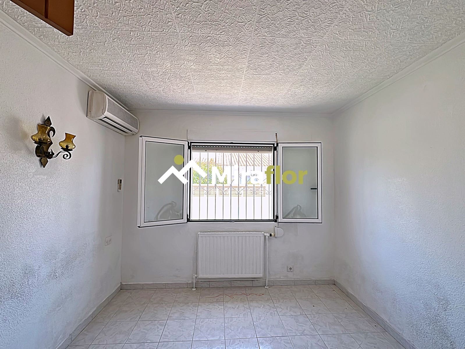 4 slaapkamer Villa te koop in Els Poblets met zwembad - € 445.000 (Ref: 9077899)