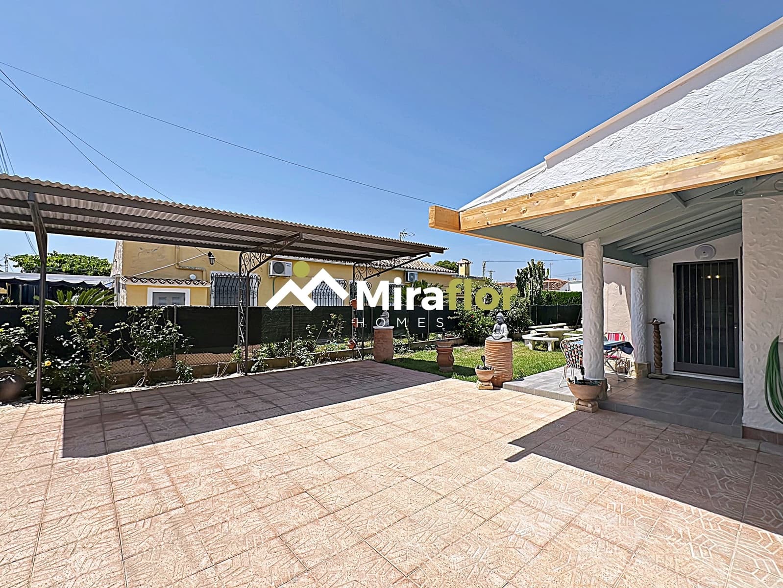 4 slaapkamer Villa te koop in Els Poblets met zwembad - € 445.000 (Ref: 9077899)