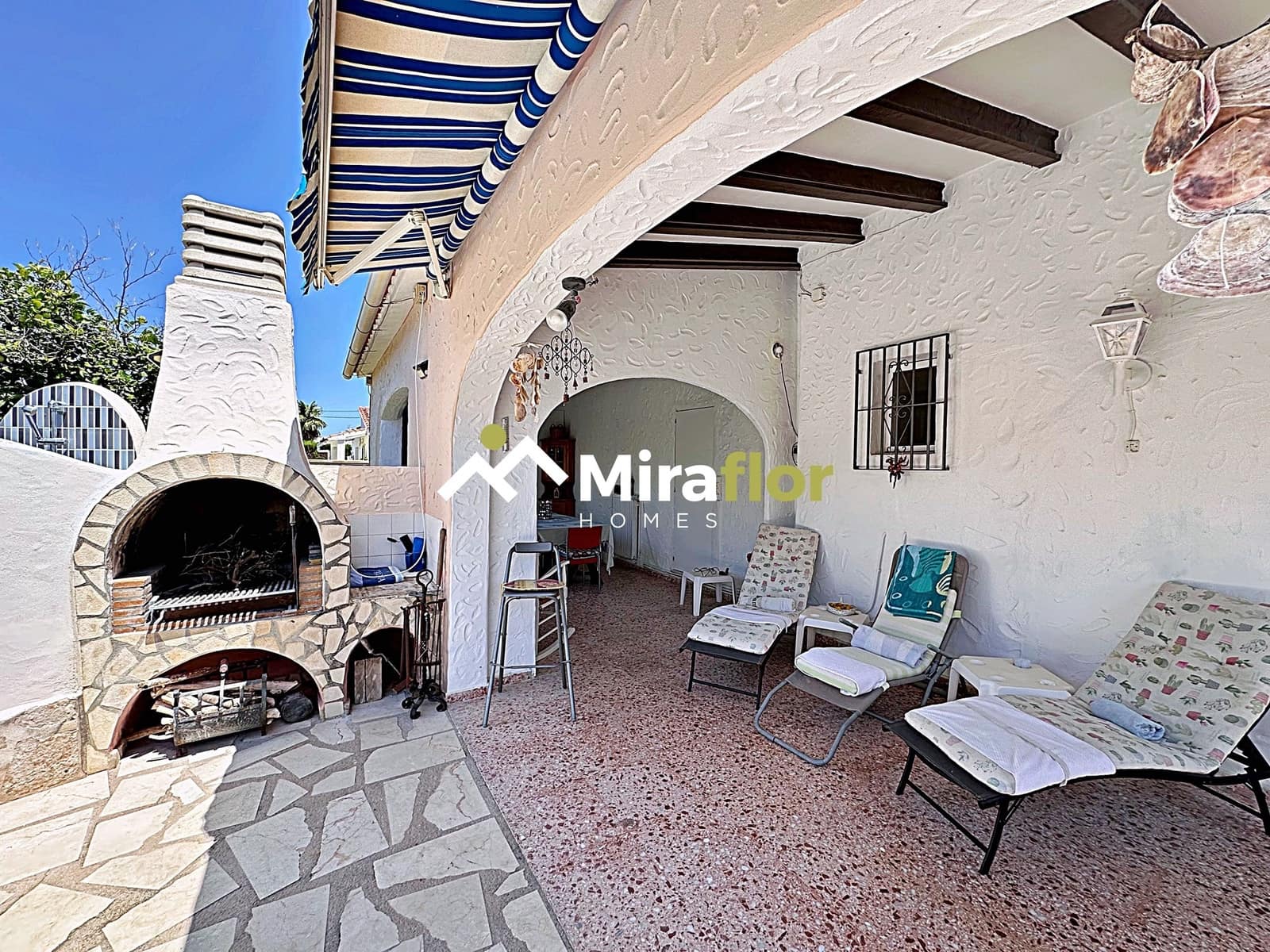 4 slaapkamer Villa te koop in Els Poblets met zwembad - € 445.000 (Ref: 9077899)