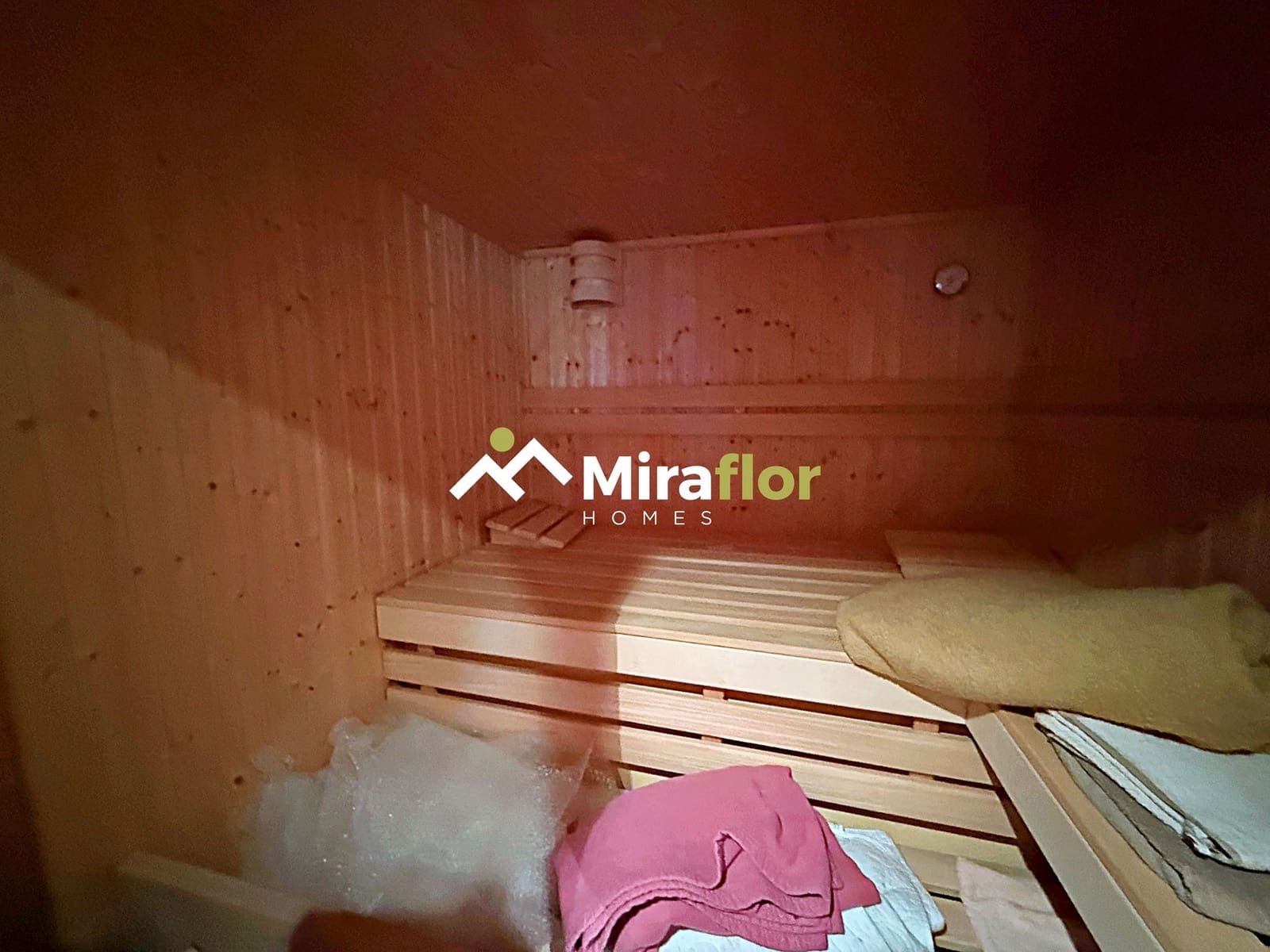 5 soveværelse Villa til salg i Benidoleig med swimmingpool - € 465.000 (Ref: 9110187)