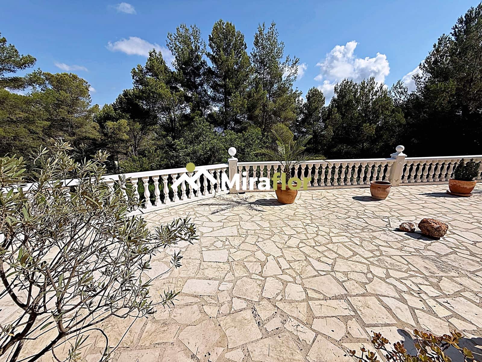 5 soveværelse Villa til salg i Benidoleig med swimmingpool - € 465.000 (Ref: 9110187)