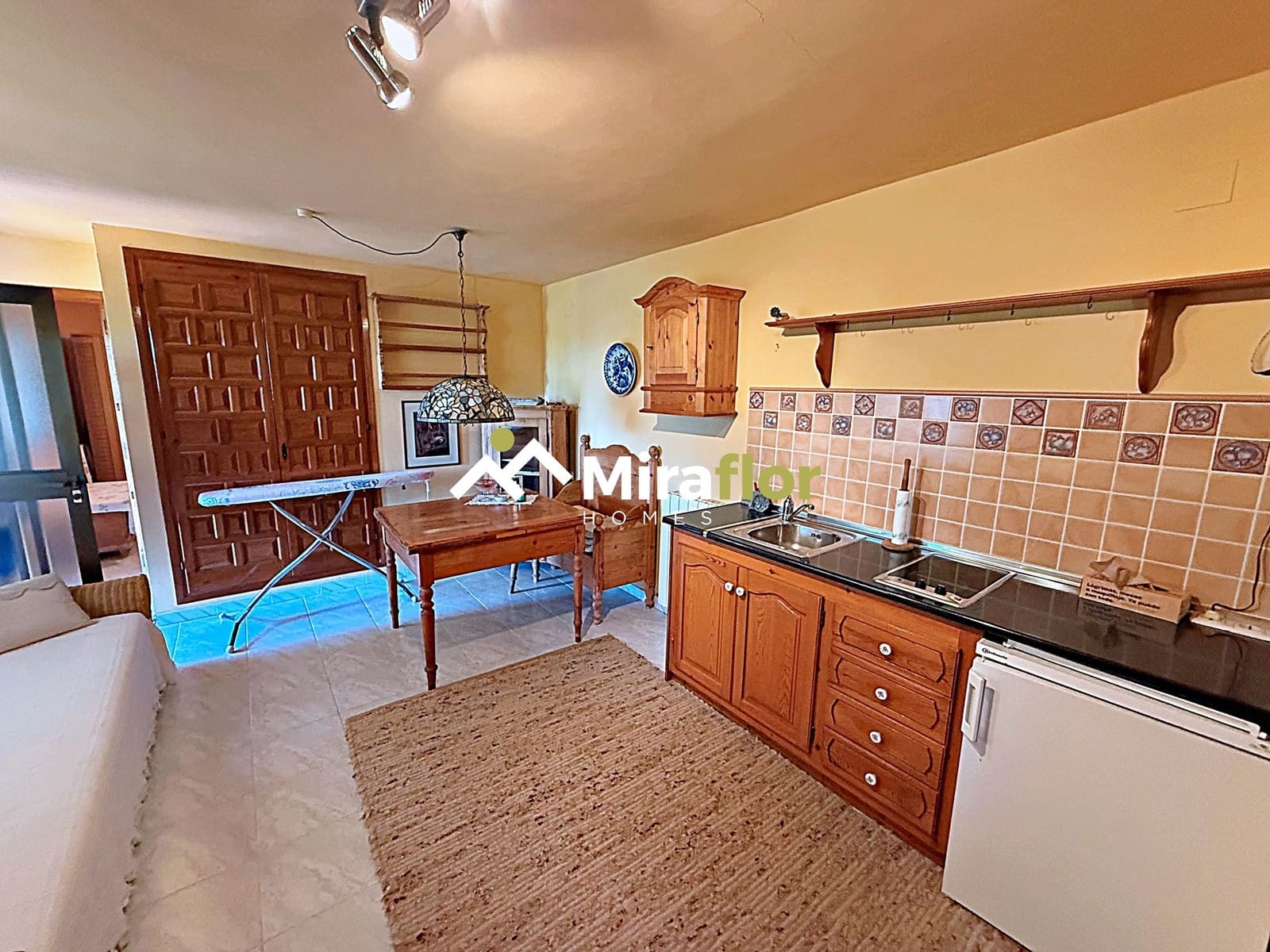 5 bedroom Villa for sale in Benidoleig with pool - € 455,000 (Ref: 9110187)