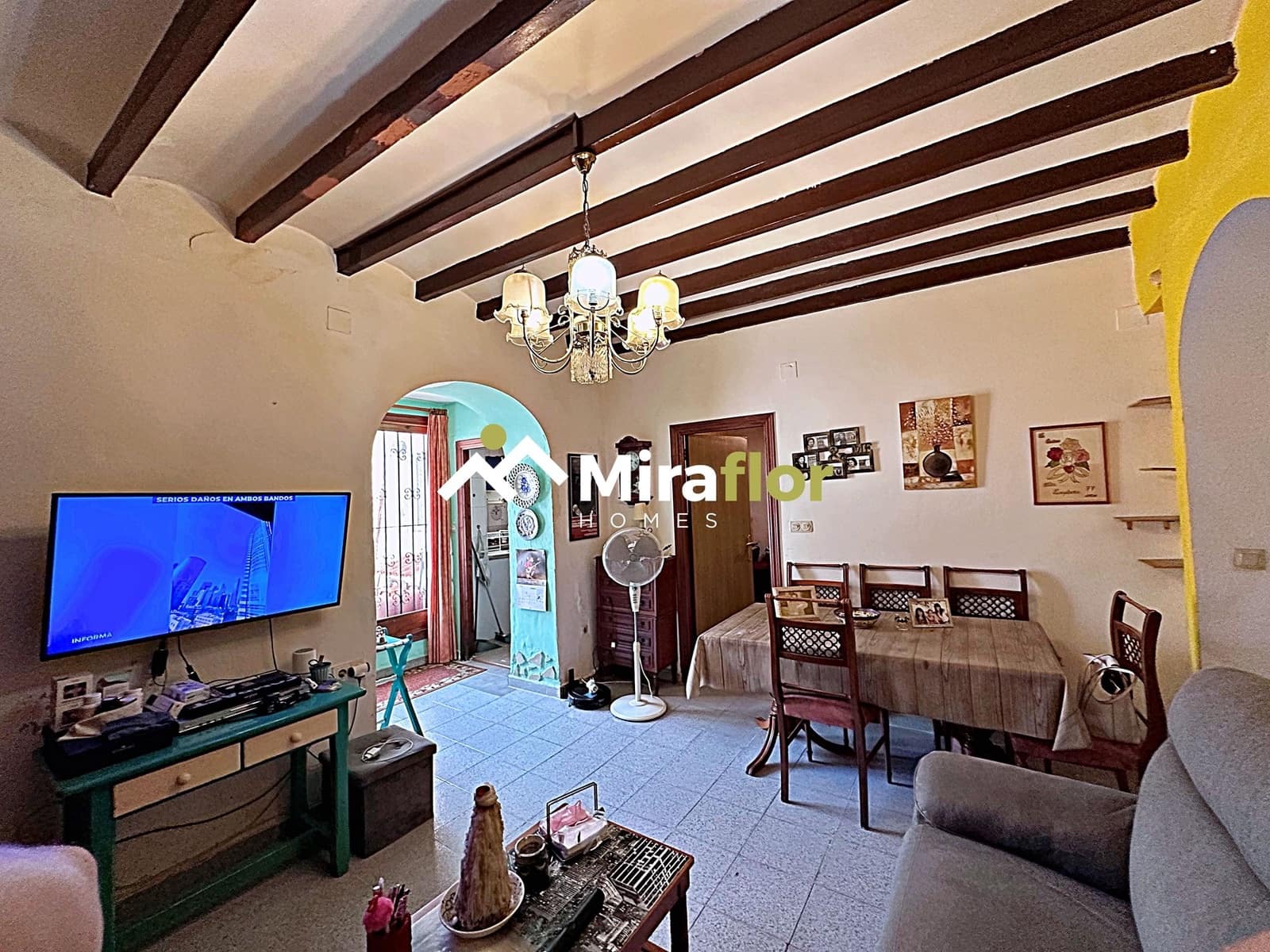 3 bedroom Townhouse for sale in Denia - € 160,000 (Ref: 9136172)