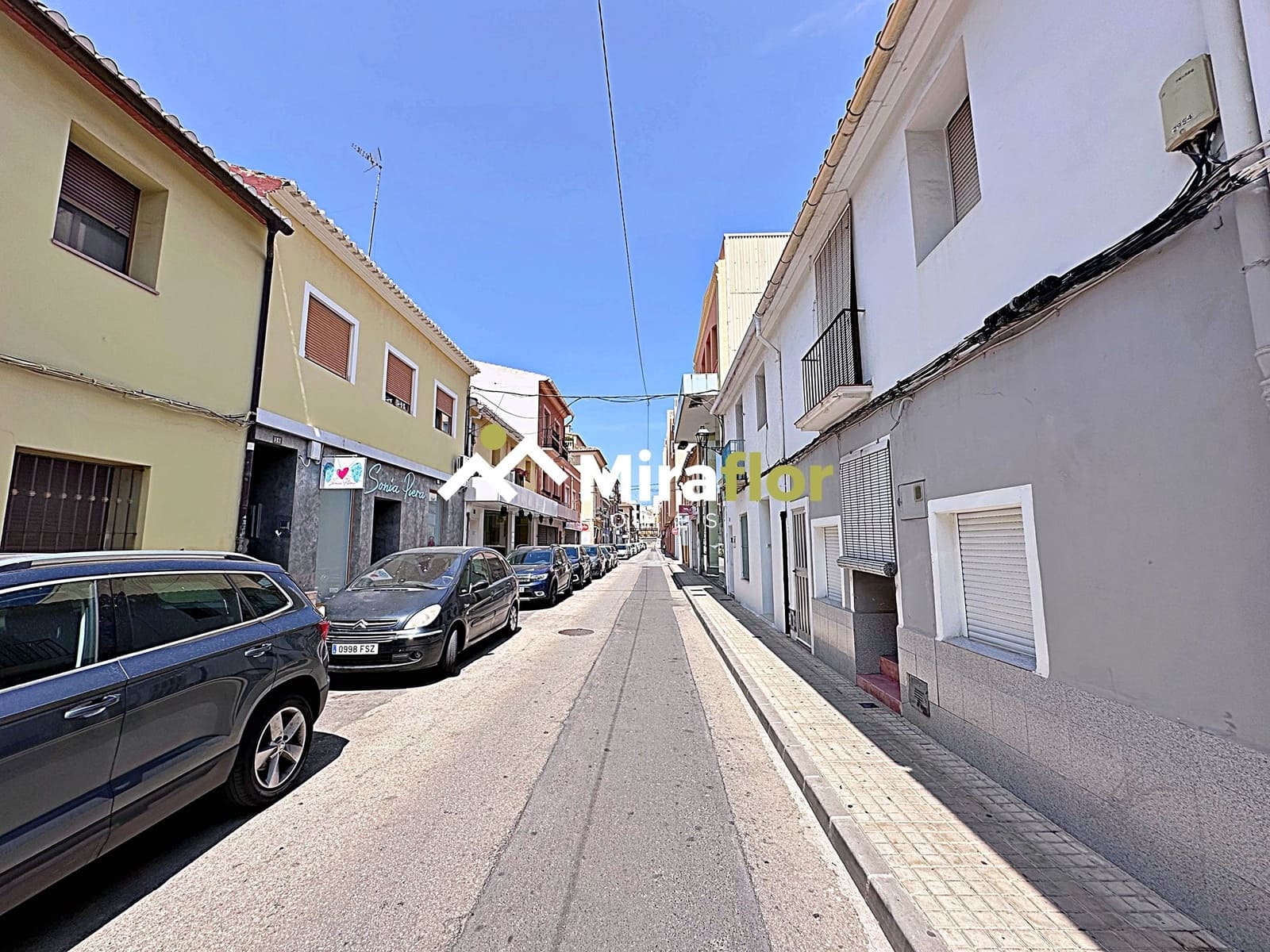 3 bedroom Townhouse for sale in Denia - € 160,000 (Ref: 9136172)