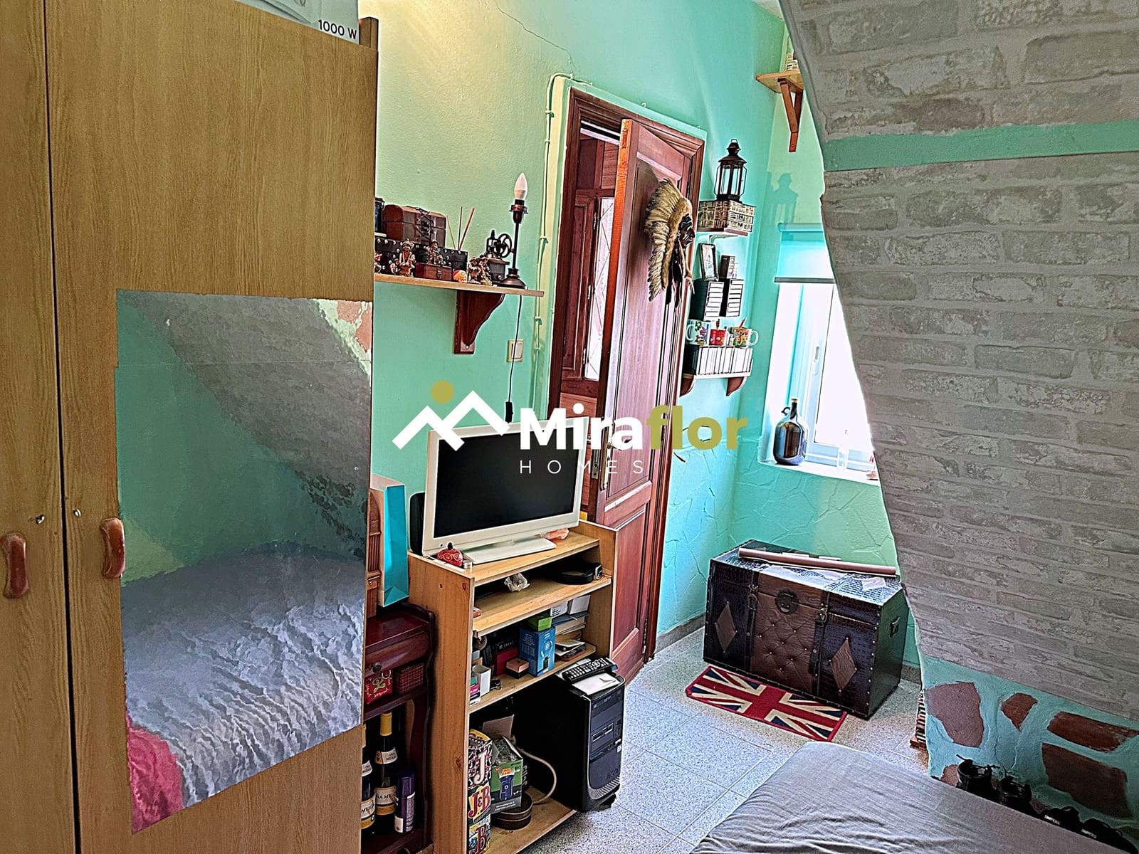 3 bedroom Townhouse for sale in Denia - € 160,000 (Ref: 9136172)