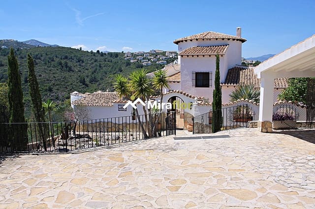 4 quarto Moradia para venda em Monte Pego, Pego com piscina - 780 000 € (Ref: 9149174)