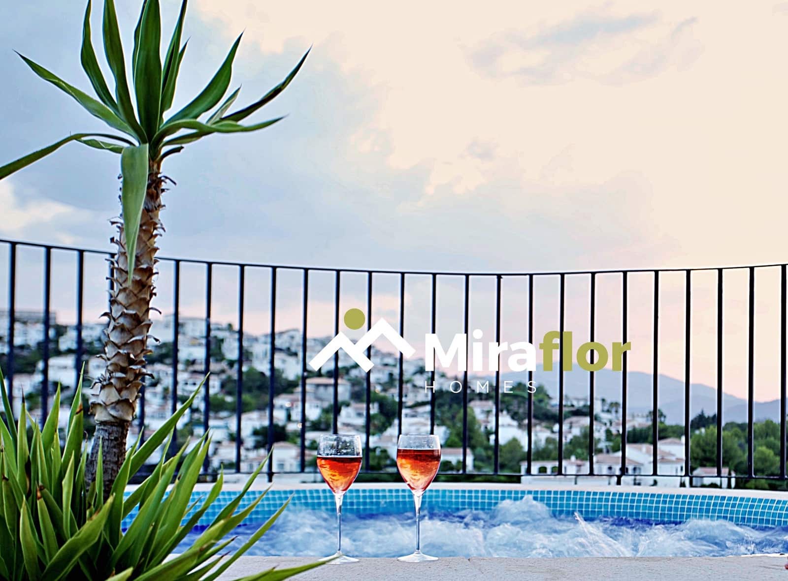 4 soveværelse Villa til salg i Monte Pego med swimmingpool - € 780.000 (Ref: 9149174)