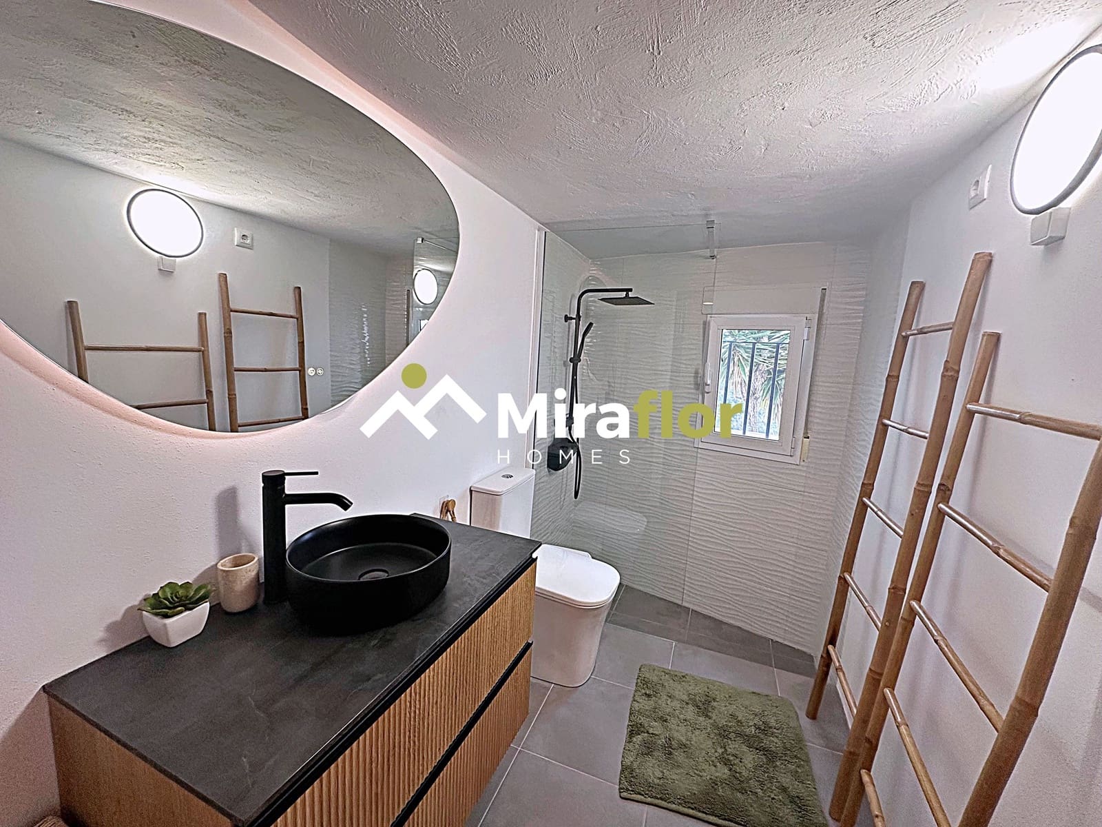 4 soveværelse Villa til salg i Monte Pego med swimmingpool - € 780.000 (Ref: 9149174)