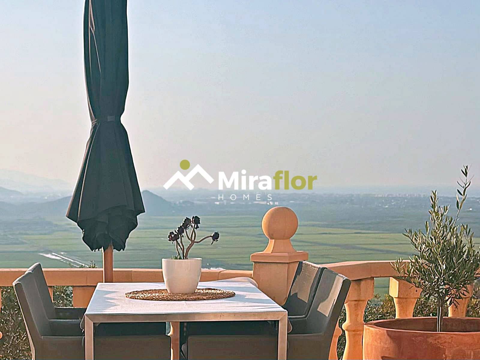 4 soveværelse Villa til salg i Monte Pego med swimmingpool - € 780.000 (Ref: 9149174)