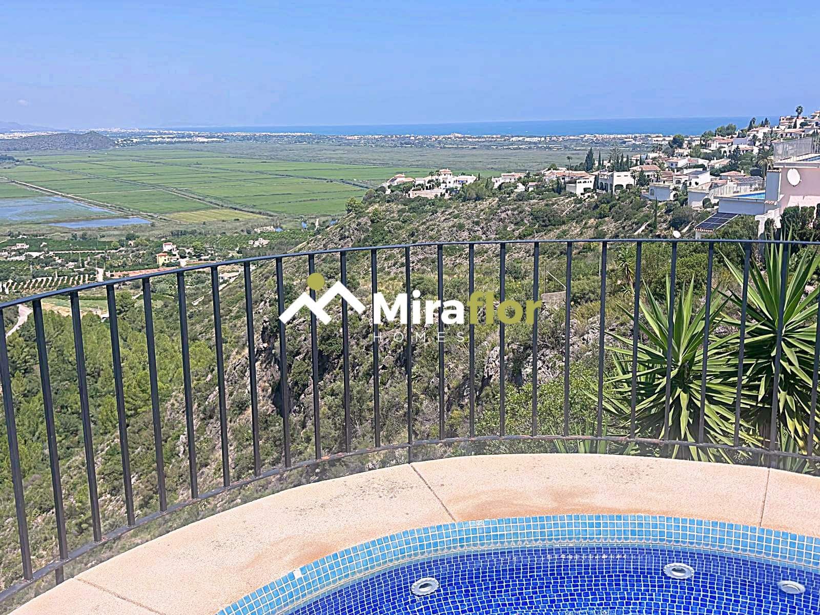 4 soveværelse Villa til salg i Monte Pego med swimmingpool - € 780.000 (Ref: 9149174)