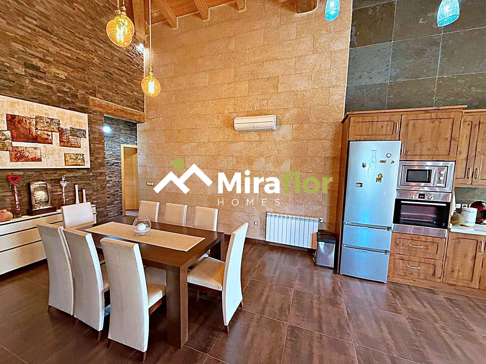 3 slaapkamer Villa te koop in Els Poblets met zwembad - € 1.050.000 (Ref: 9227189)