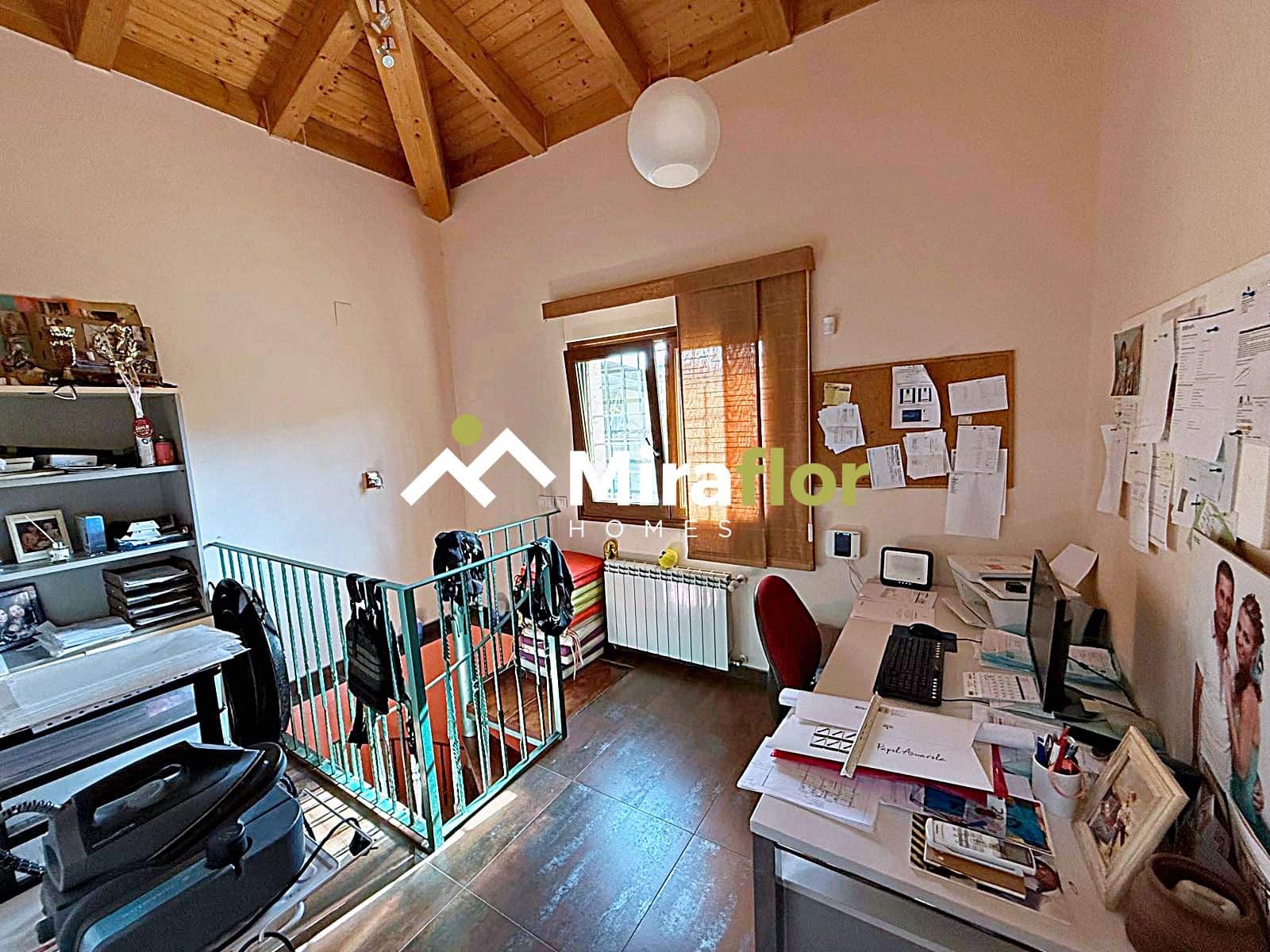 3 slaapkamer Villa te koop in Els Poblets met zwembad - € 1.050.000 (Ref: 9227189)