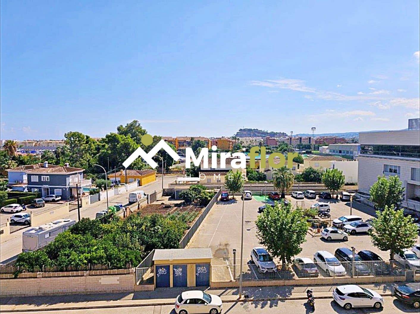 2 slaapkamer Penthouse te koop in Denia met zwembad - € 330.000 (Ref: 9228465)