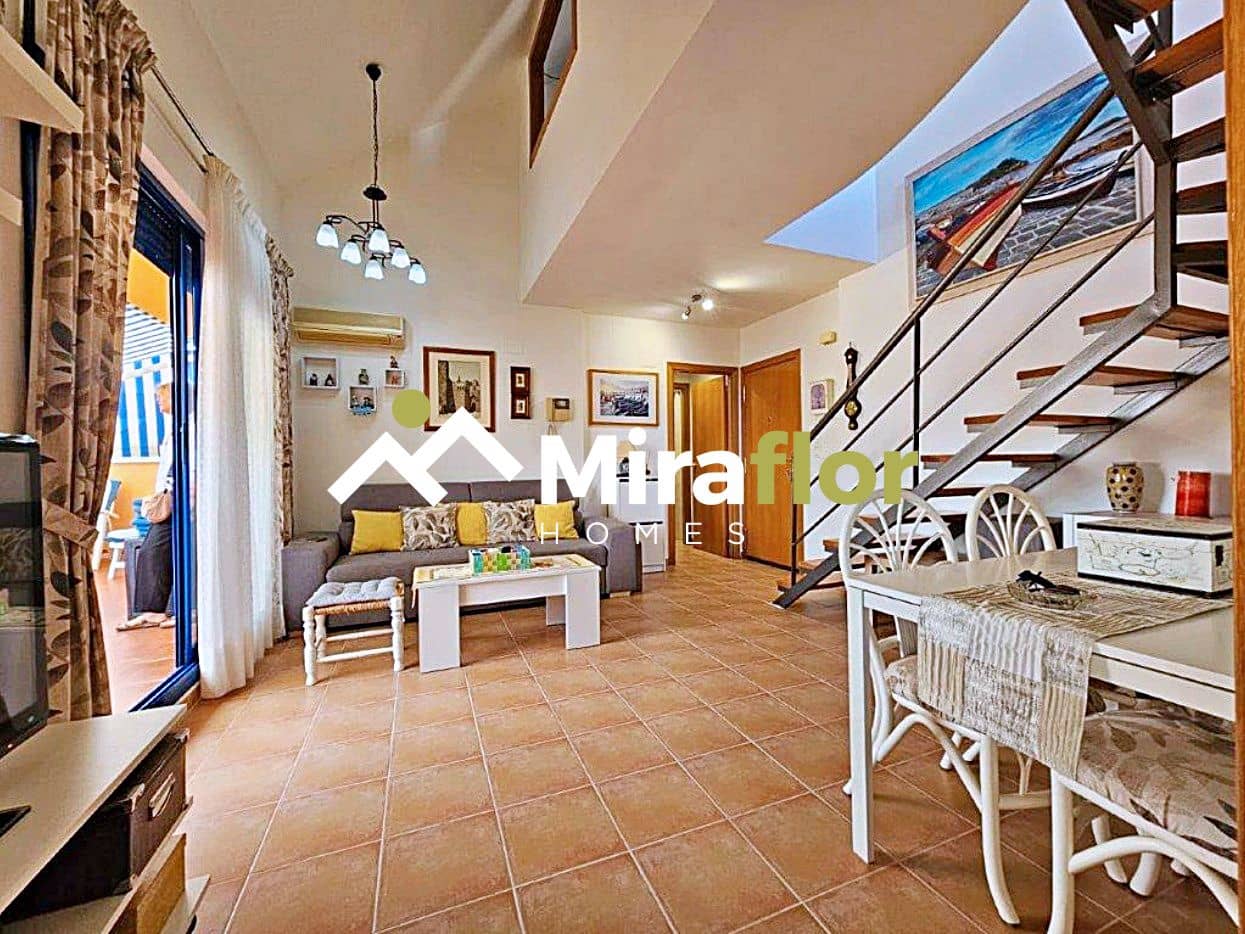 2 bedroom Penthouse for sale in Denia with pool - € 330,000 (Ref: 9228465)