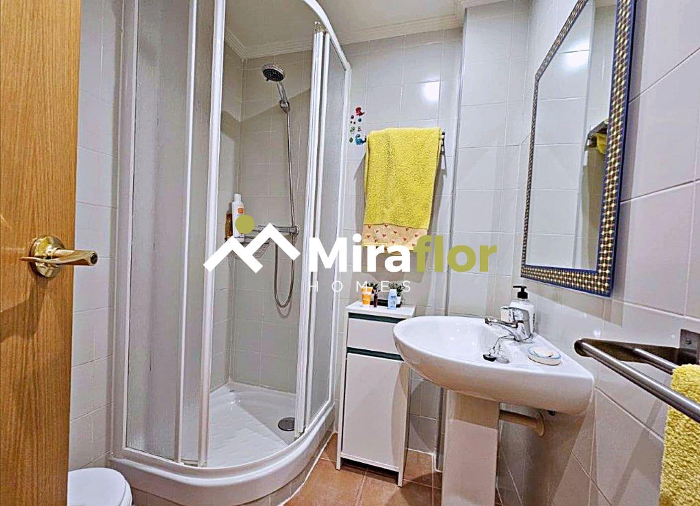 2 bedroom Penthouse for sale in Denia with pool - € 330,000 (Ref: 9228465)