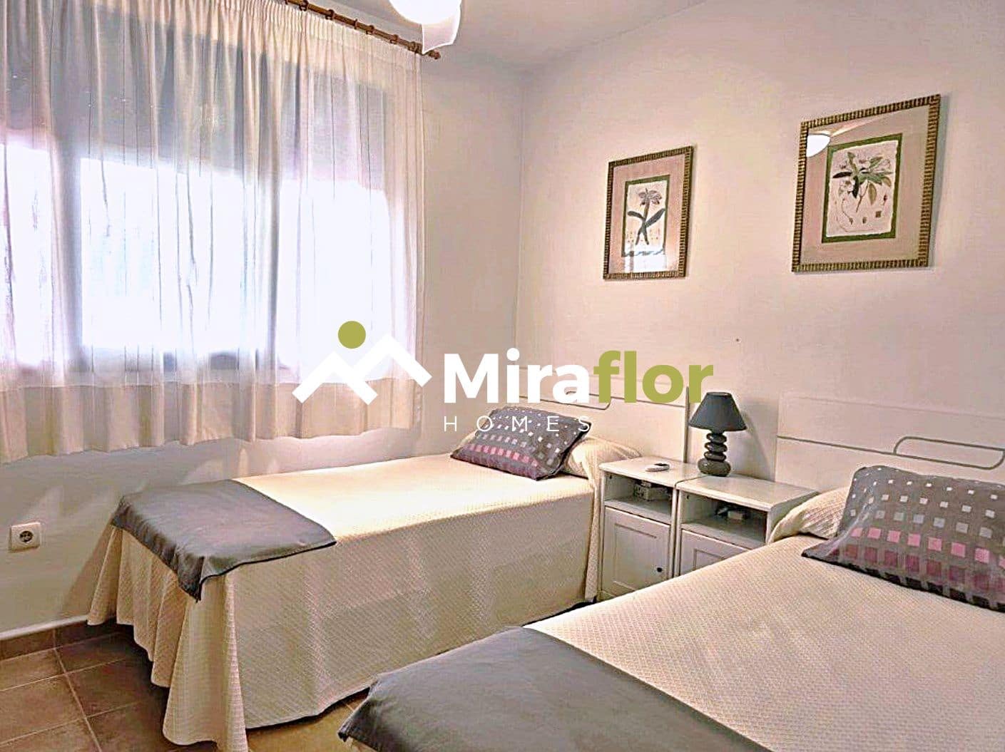 2 bedroom Penthouse for sale in Denia with pool - € 330,000 (Ref: 9228465)