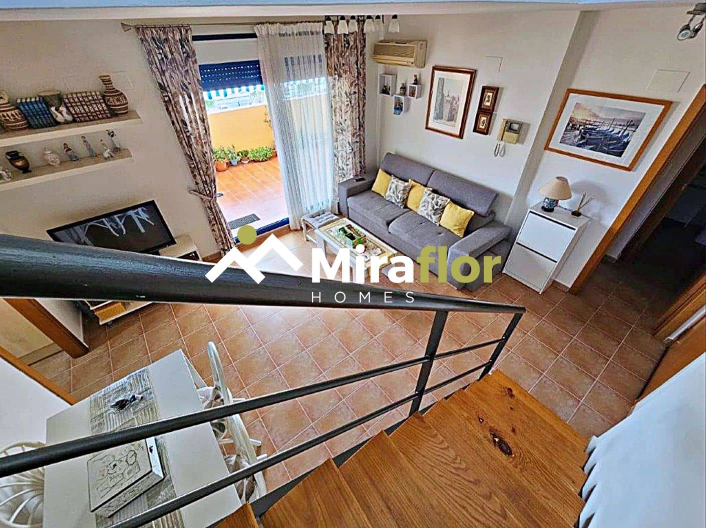 2 bedroom Penthouse for sale in Denia with pool - € 330,000 (Ref: 9228465)