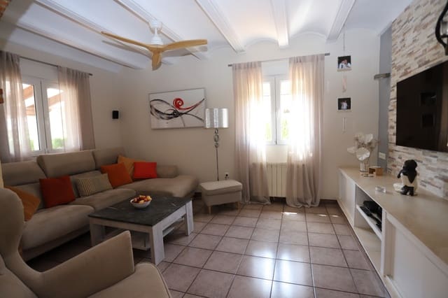 4 Zimmer Villa zu verkaufen in Els Poblets mit Pool - 540.000 € (Ref: 9257068)