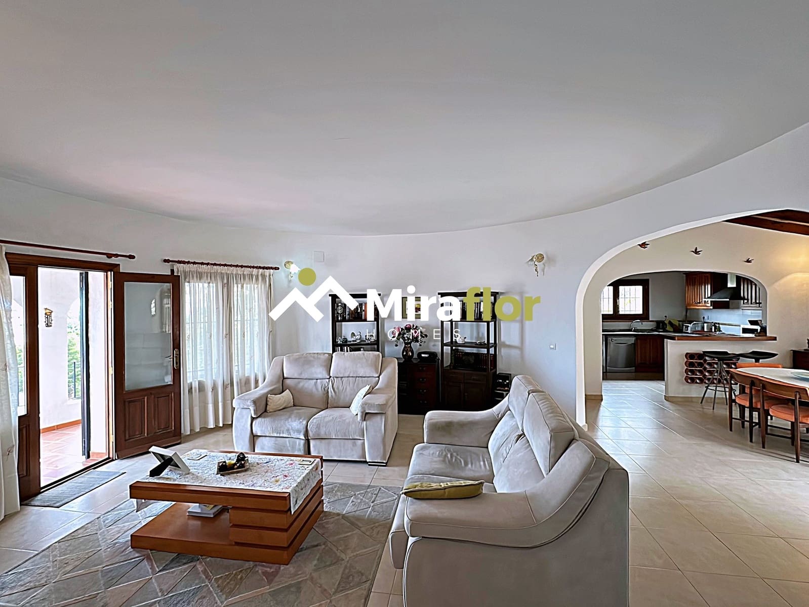 4 soveværelse Villa til salg i Monte Pego med swimmingpool - € 495.000 (Ref: 9257070)